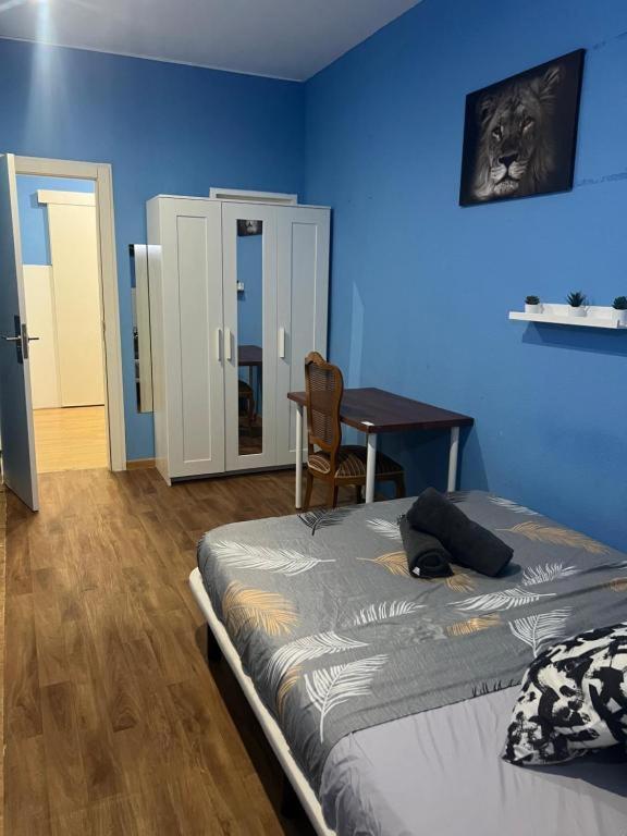 Rooms In Spacious Apartment In City Center バルセロナ エクステリア 写真